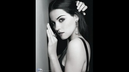 maite perroni 