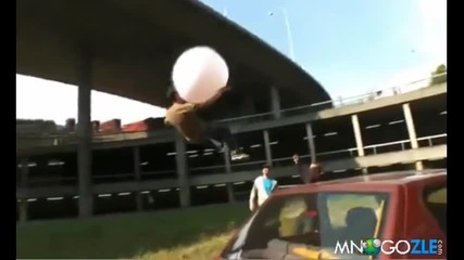Летене с балонче от дъвка!