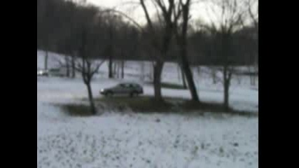Audi allrod offroad na sneg 
