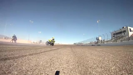 Motorcycle vs. Car Drift Battle 