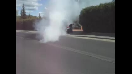 Honda Cbr 929 Fireblade burnout2 