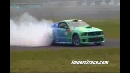 Много Мощен Drift На Ford Mustang 5.0l V8