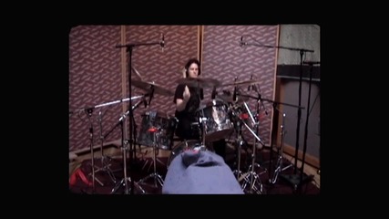 Avenged Sevenfold - So Far Away [music Video]