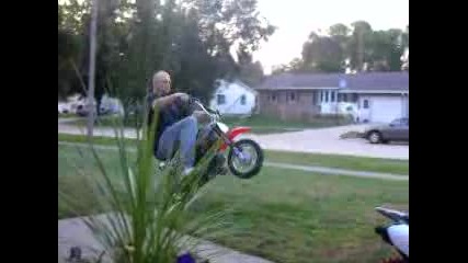 Modified Honda Crf 50 Pit Bike wheelies 