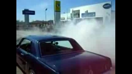 Много Добър Bmw Burnout