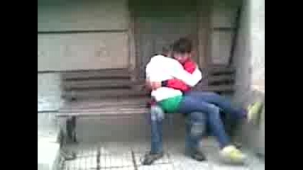 Kissssss