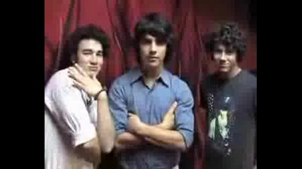 The Jonas Brothers - Very Funny Parody