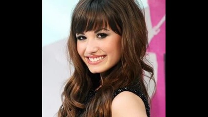 Demi Lovato Pics 