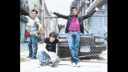 Jonas Brothers- One Day At A Time [превод на български]