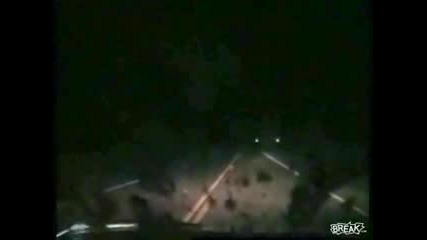 Глупави полицаи удрят сърна 