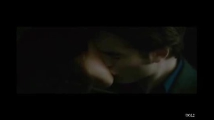 Spoiler Alert: Extended New Moon Kiss Scene!