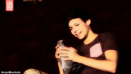 Louis Tomlinson - cute as a button