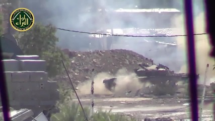 Сирийски танк стреля точно в камерата на ислямистките бунтовници