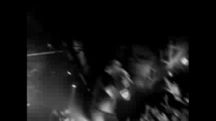 Papa Roach Decompression Period Live