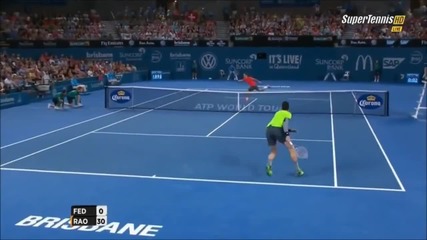 Roger Federer vs Milos Raonic - Brisbane 2015 - Incredible Shot [1080p]