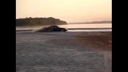 Гледайте как се кара Mercedes S600 (w140) в Русия! При руснаците всичко се тества на Макс!