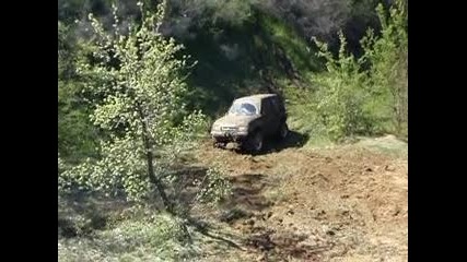 Гената кърти на зад с сузуки витара