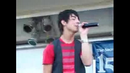Jonas Brothers - Six Minutes [acoustic]