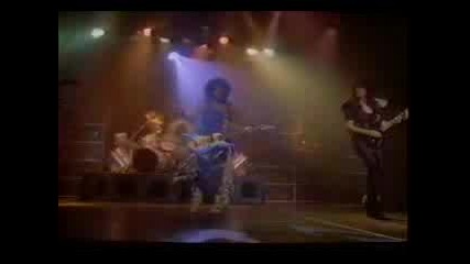 Kiss - Heavens On Fire