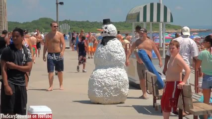 Scary Snowman - Смях на плажа