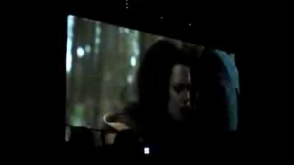 New Moon Preview Edward Leaves Bella 