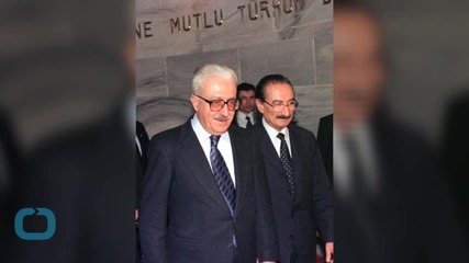 Tariq Aziz, Top Aide to Saddam Hussein, Dies in Hospital