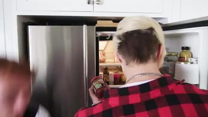 Justin Bieber - Love Yourself Parody Bart Baker