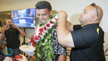 Marcus Mariota Goes No. 2 in NFL Draft