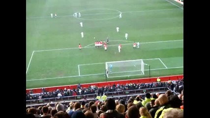 Robert Snodgrass Hits The Crossbar - Гредата на Робърт Снодграс 
