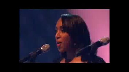 Leona Lewis - Better In Time [live]