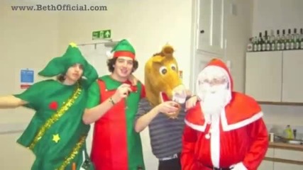 Прекрасна! Едно момиче с вълшебен глас ! Last Christmas - Wham cover - Beth