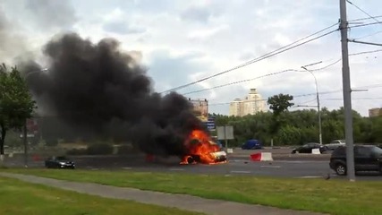 Експлозия на бус