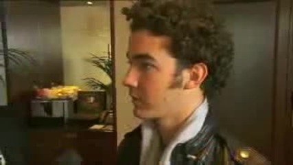 Jonas Brothers Interview in Kids Top 20 