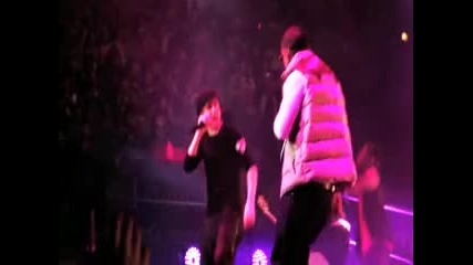 Justin Bieber - Зад кулисите // My World Tour //