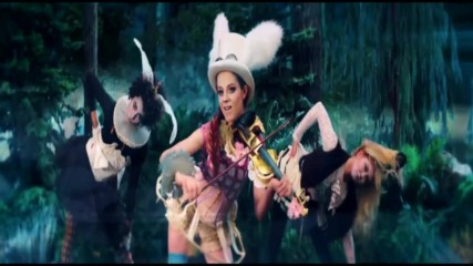 2016/ Премиера: Lindsey Stirling feat. Zz Ward - Hold My Heart (official video)
