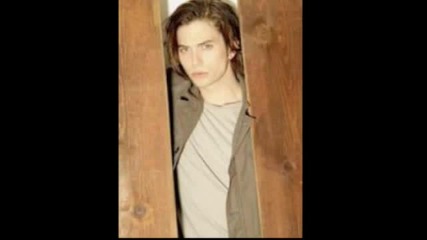 Jackson Rathbone Is Hot