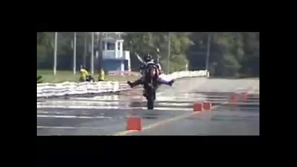 Motorcycle stunts 