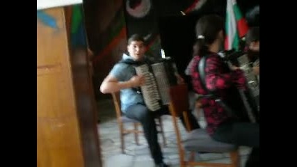 Akordeomaniq xd 
