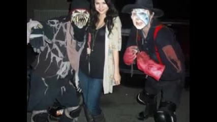 Selena-halloween