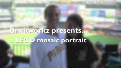 Изящен портрет направен от лего мозайка!