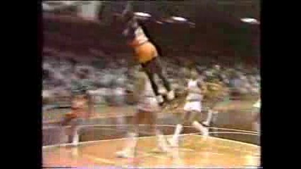 Michael Jordan Monster Dunk