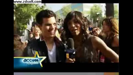 Taylor Lautner at the Mtv Movie Awards 2009 - Interview