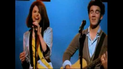 Jonas, Miley, Demi and Selena - Send it On [2009]