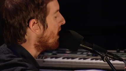 Maroon 5 - Give A Little More (vevo Summer Sets) 