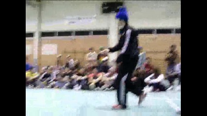 Raw vs. Topping crew