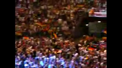 атмосфера - 40000 зрители гледат Германия - Португалия в Кьолн 