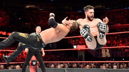 Finn Bálor vs. Curtis Axel: Raw, Dec. 11, 2017