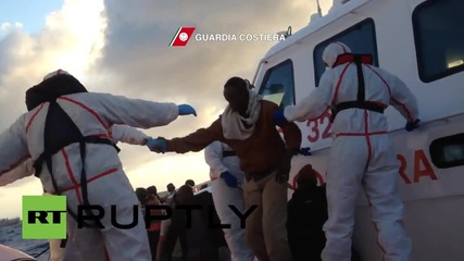 Italy: Hundreds of migrants intercepted in the Straits of Sicily