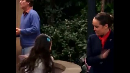 Beauty and the Beast - Minibyte - Jessie - Disney Channel