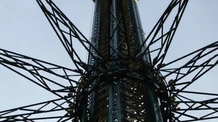 Най- голямата въртележка в света 117 метра